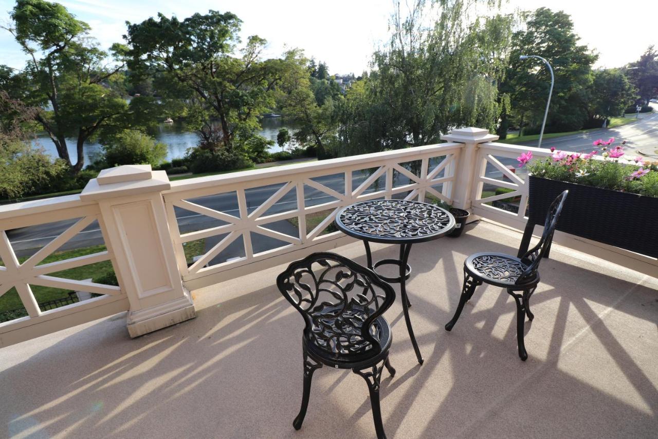 Lipton Place By Elegant Waterfront Esquimalt Εξωτερικό φωτογραφία